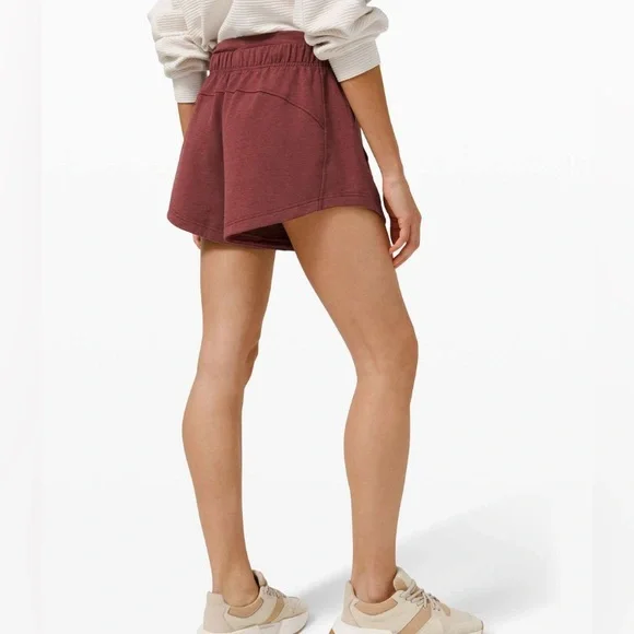 🪆 Lululemon Inner Glow Shorts~Women’s 4~Heathered Savannah~High-Rise~3” inseam - Picture 6 of 8